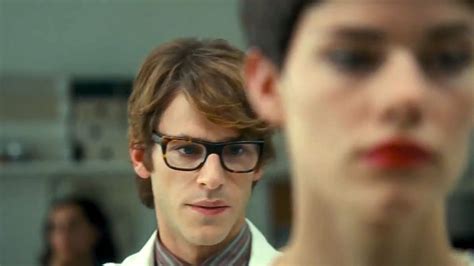 documentaire yves saint laurent l& 39|gaspard ulliel movies.